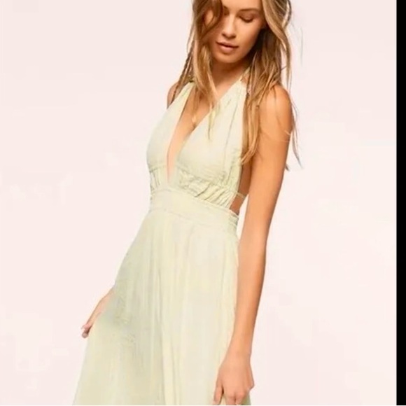 Forever21 halter maxi dress - Picture 4 of 4